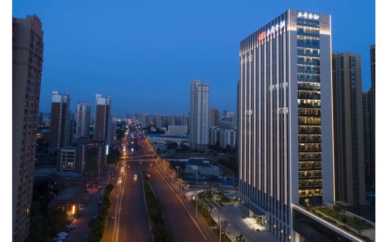 LA Audio榮登上市企業(yè)—正奇金融，  為其打造出色的會議擴聲系統(tǒng)。